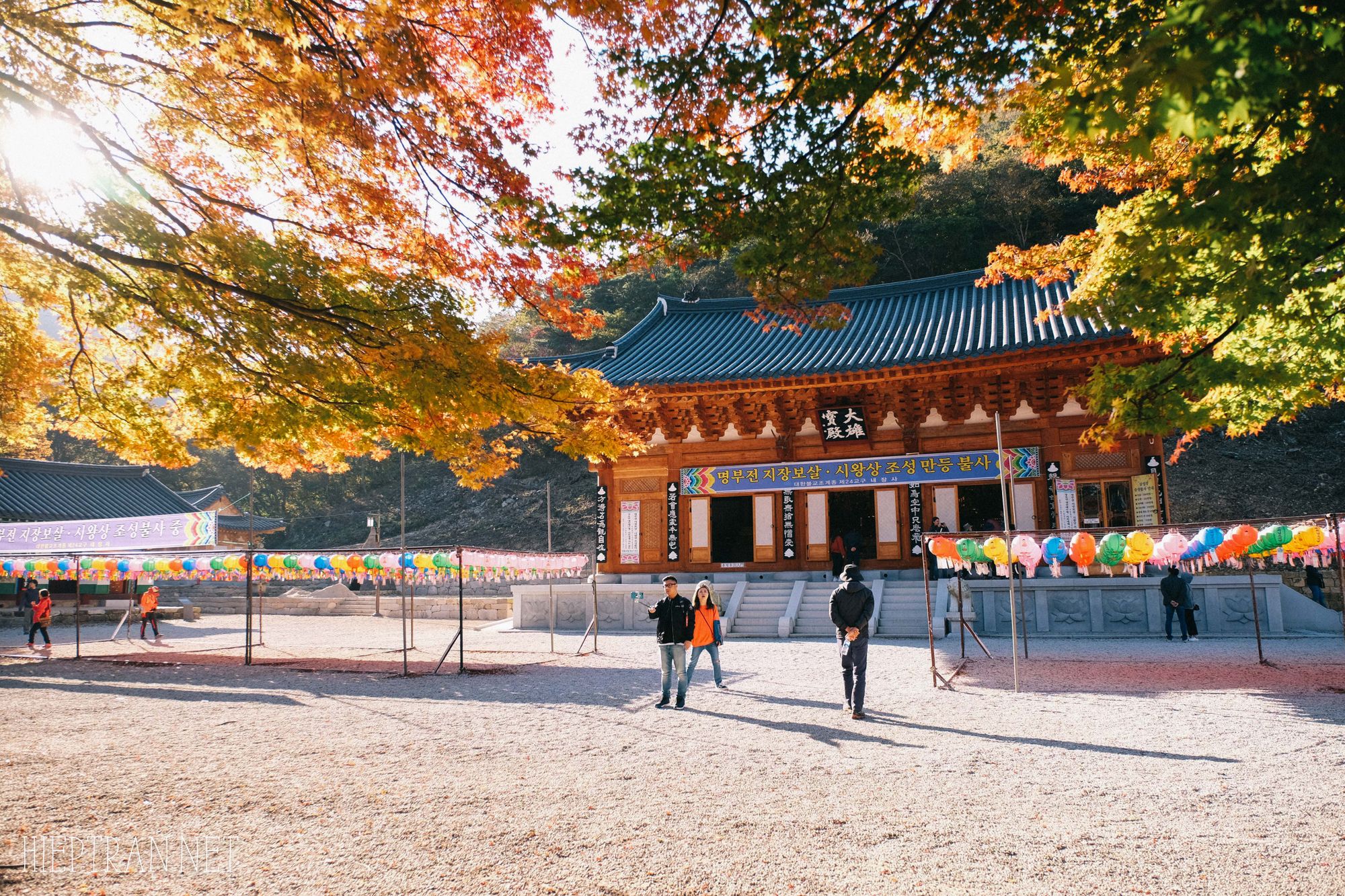 Đi Naejangsan ngắm lá thu vàng